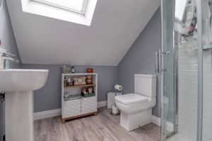 Master Ensuite- click for photo gallery